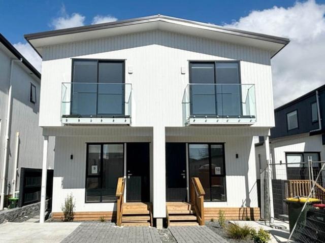Howick, 2 bedrooms