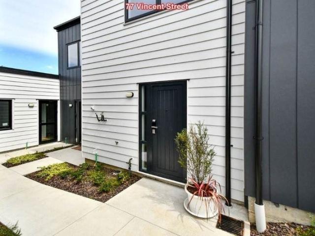 howick, 2 bedrooms