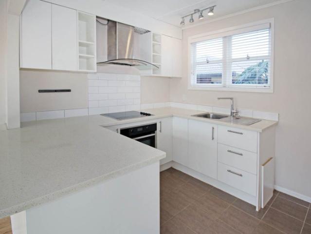 howick, 2 bedrooms