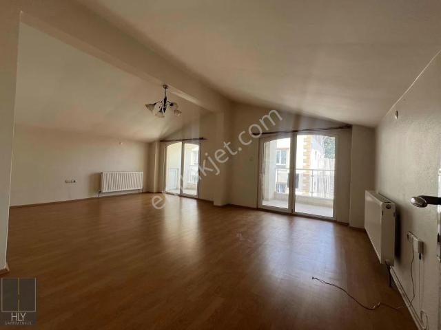 Hly Gayrimenkul'den Sütlüce Mah.de 100 M2 1+1 Kiralık Daire