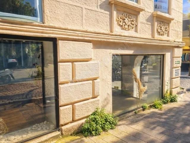 Hrantdink Sokakta 2 Katlı Kiralık 100m2 Köşe Dükkan Mağaza