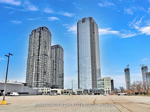 Hwy/jane St With 2 Bdrm 2 Bth