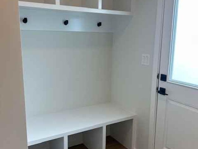 Hunter Place SPRUCE GROVE 1 Bedroom Apartment for Rent at 20 Hunter Pl, Spruce Grove, AB T7X 3W3