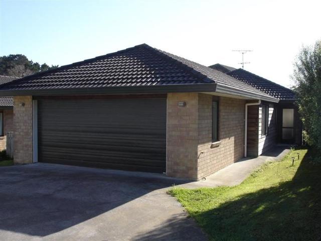 huntington park, 3 bedrooms