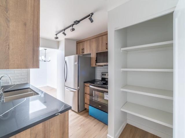 Huntington Townhomes 3 Bedroom Home for Rent at 89 1 89 Huntington Hill Nw, Edmonton, AB T6H 5S6 Empire Park