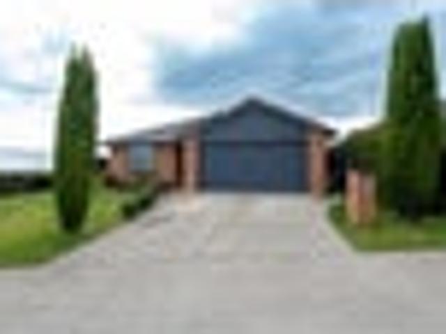 Huntington, 4 bedrooms, $800 pw