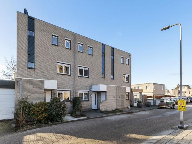 Hunze, 3, 2911EG, Nieuwerkerk Aan Den Ijssel, Zuid Holland 2911EG