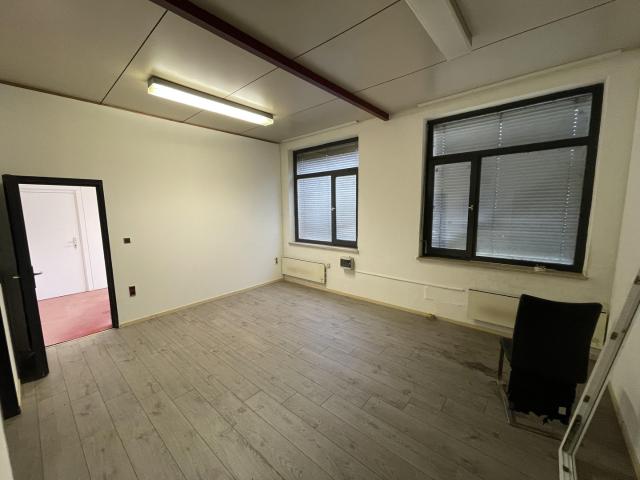 Hunderdorf Gewerbepark Büro 05