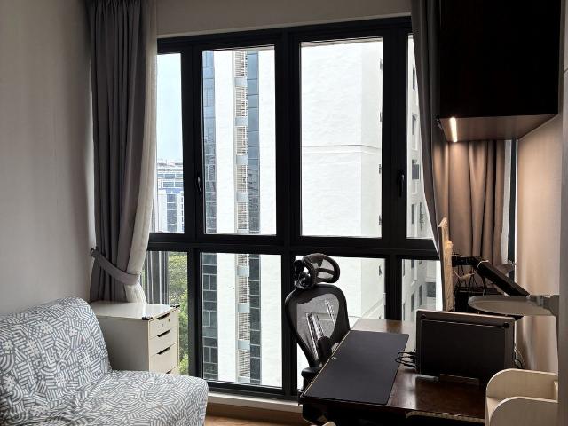 Hundred Palms Residences D19, Condominium
