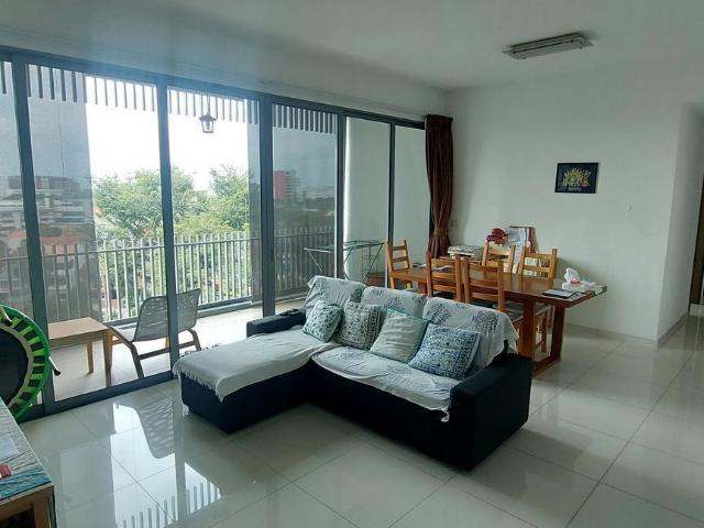 Hundred Trees D5, Condominium