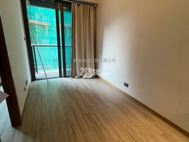 Hung Hom The Vantage [Agency Ads] Mid Floor 3 15|30/F, Middle Floor Qi'an New Building. One Bedroom And One Living Room, High Floor With Great Natural Light, Furnished Hints
