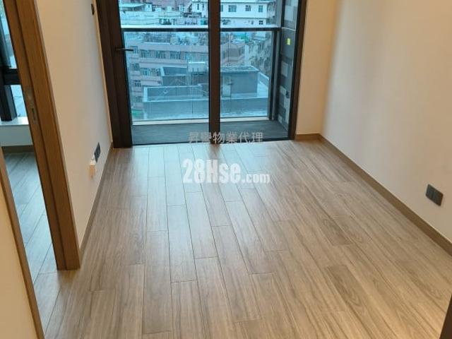 Hung Hom The Vantage [Agency Ads] Low Floor 3 15|30/F *Guaranteed Real Offer* Extra High Rise Building With Wardrobe And 1 Bedroom Welcome To Make A Hints