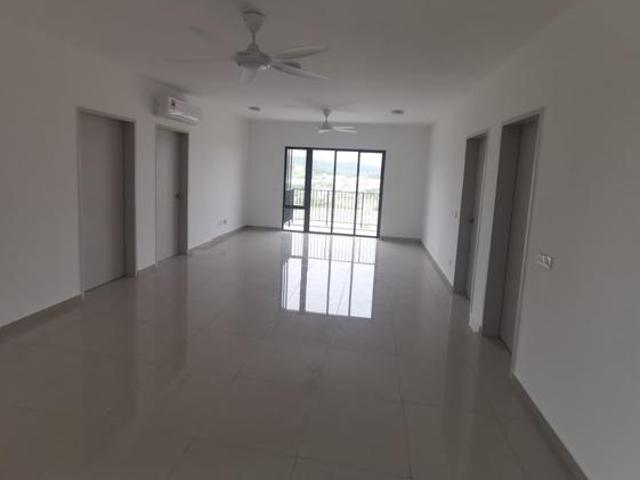 Huni Residence Eco Ardence Setia Alam 3B2R CAR PARK LOW LEVEL RENT