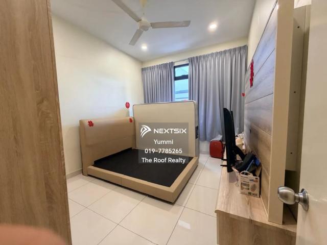 火辣辣新鲜货 剛剛拿鎖匙 hills The Woodland @ Kingswood* storey cluster 35x80