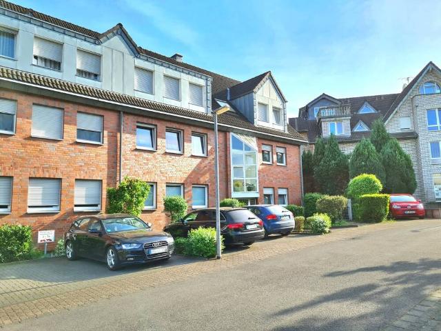 Hübsche Zweizimmer Wohnung mit Terrasse und Tiefgarage in zentraler Lage von Bedburg