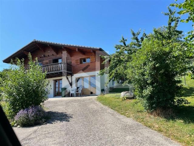 Hübsches Chalet mit Aussicht – beliebte Gegend