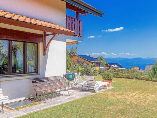 Hübsches Haus in Arzier Le Muids mit Blick auf den See!