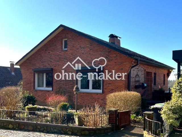 Hübsches Rotklinker EFH in traumhafter Lage von Burg/Dithmarschen