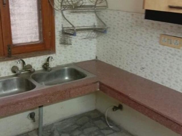 Huda Staff Colony 3 Bedroom 205 Sq. Yd. Apartment in Sector 46 Gurgaon Listing ID: #10013