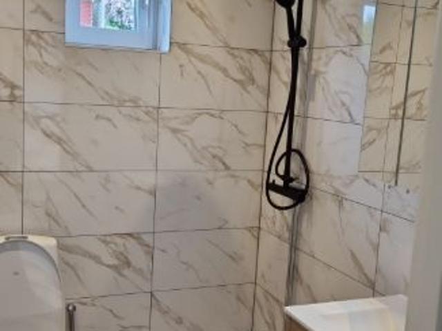 Huddinge 5rok 12mån 27.600kr/mån 150 m² 27 600 kr