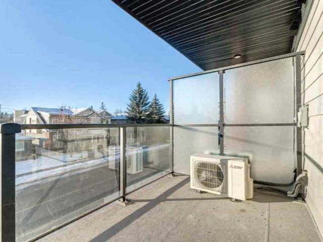 Hudson Marda Loop 4 Bedroom Apartment for Rent at 3360 16 St Sw, Calgary, AB T2T 7A8 South Calgary