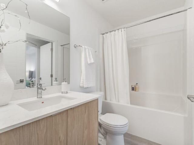 Hudson Marda Loop 2 Bedroom Apartment for Rent at 3360 16 St Sw, Calgary, AB T2T 7A8 South Calgary