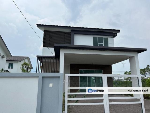 Huge Extra Land 2 Storey Bungalow & Gated and Guarded Westfield Yarra Park, Sungai Petani, Kedah