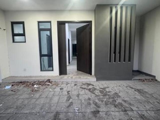 Huge Landed 2Storey OnePark in Taman Semenyih Idaman Semenyih