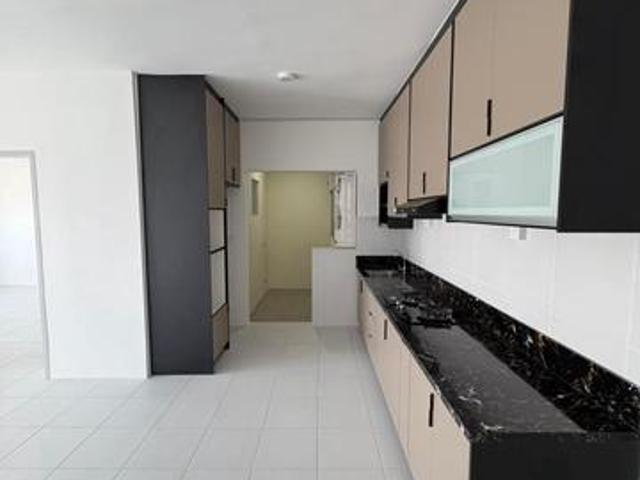 Huge Residensi Sateria in Tasik Height Apartment Bandar Tasik Selatan