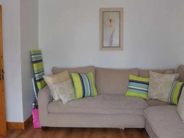 Huge room in 3 bedroom apartment in Tallaght, Dublin