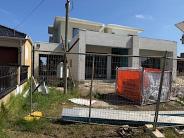 HUGE STAMP DUTY SAVING. TURNE KEY HOME. These TWO UNDER CONTRUCTION DUPLEX townhouses offer everything you need. Don’t wait—contact MANJEET SINGH