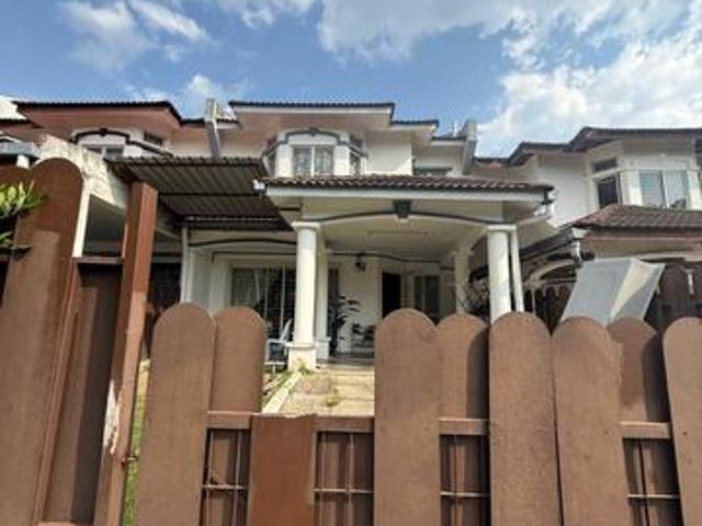 HUGE SIZE Superlink Taman Lestari Perdana 3 Seri Kembangan RENOVATED