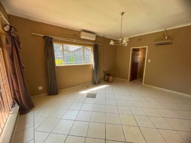 Huge spacious house on sale