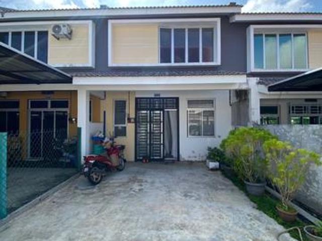 Huge 2Storey Jalan Gemilang Taman Industri Kulai 81000 Kulai