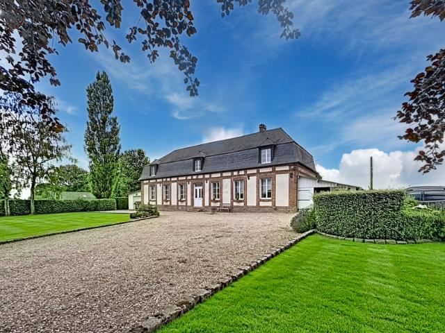HUGLEVILLE EN CAUX MAISON 8 PIECES
