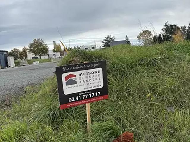 Huillé Lézigné 49430 Programme neuf terrain neuf à vendre