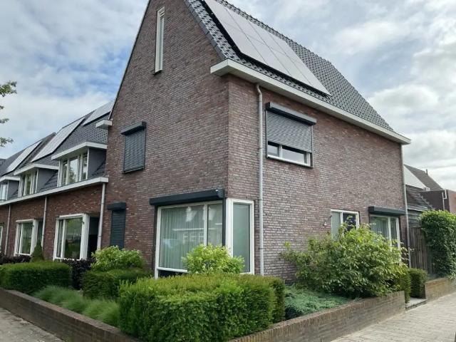 huis in Nieuwaal, Bieskamp