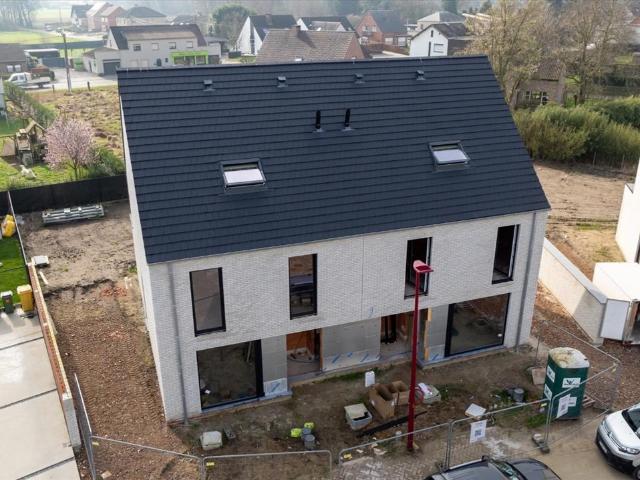 te koop Huis Olen