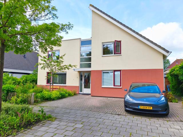 huis in Bedum, Valk