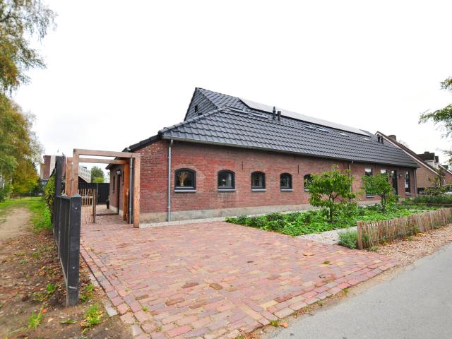 huis in Geldrop, Hout oost