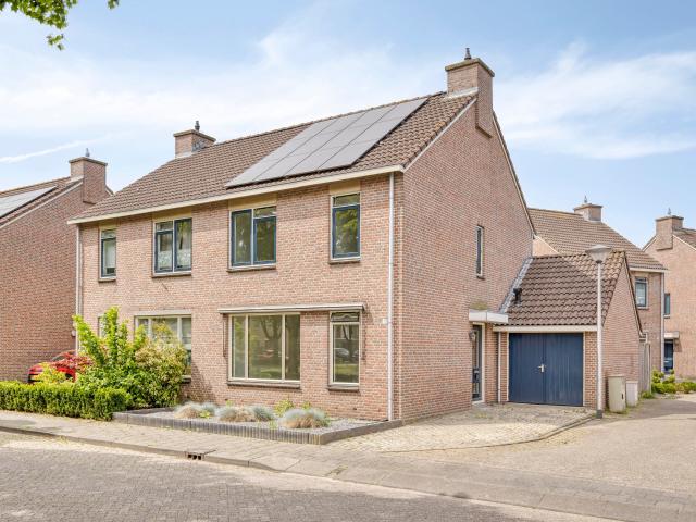 huis in Helmond, Karpaten