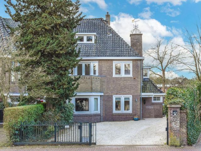 huis in Laren, Naarderstraat