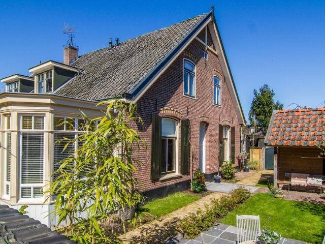 huis in Laren, Neuhuijsweg