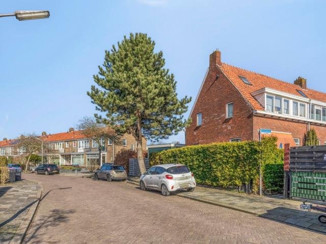 huis in Leeuwarden, Dennenstraat