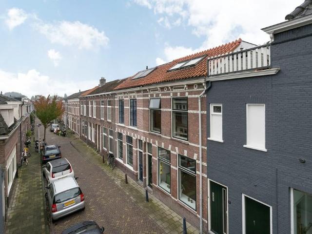 huis in Leiden, Rijndijkstraat