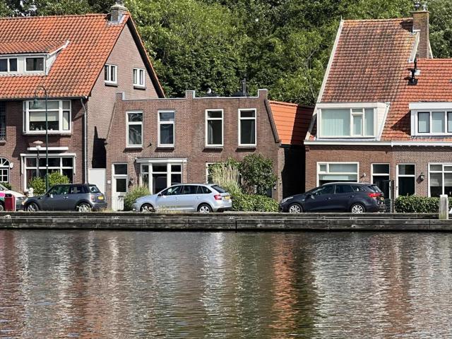huis in Leidschendam, Leidsekade