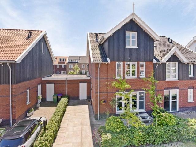 huis in Pijnacker, Vinkenlande