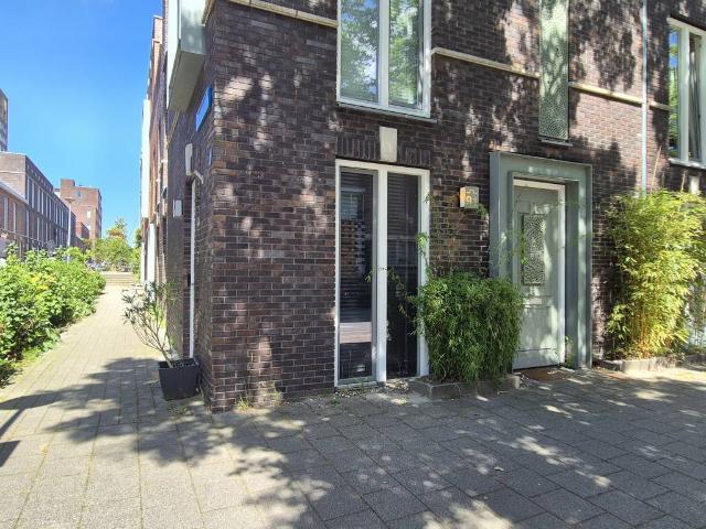 appartement in Rotterdam, Roentgenstraat