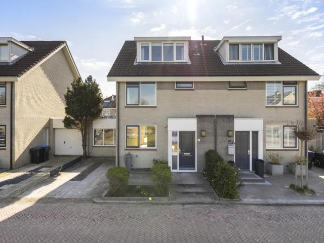 huis in Voorschoten, Sixlaan