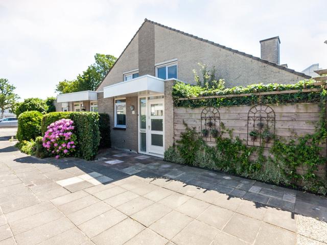 huis in Wassenaar, Van Polanenpark